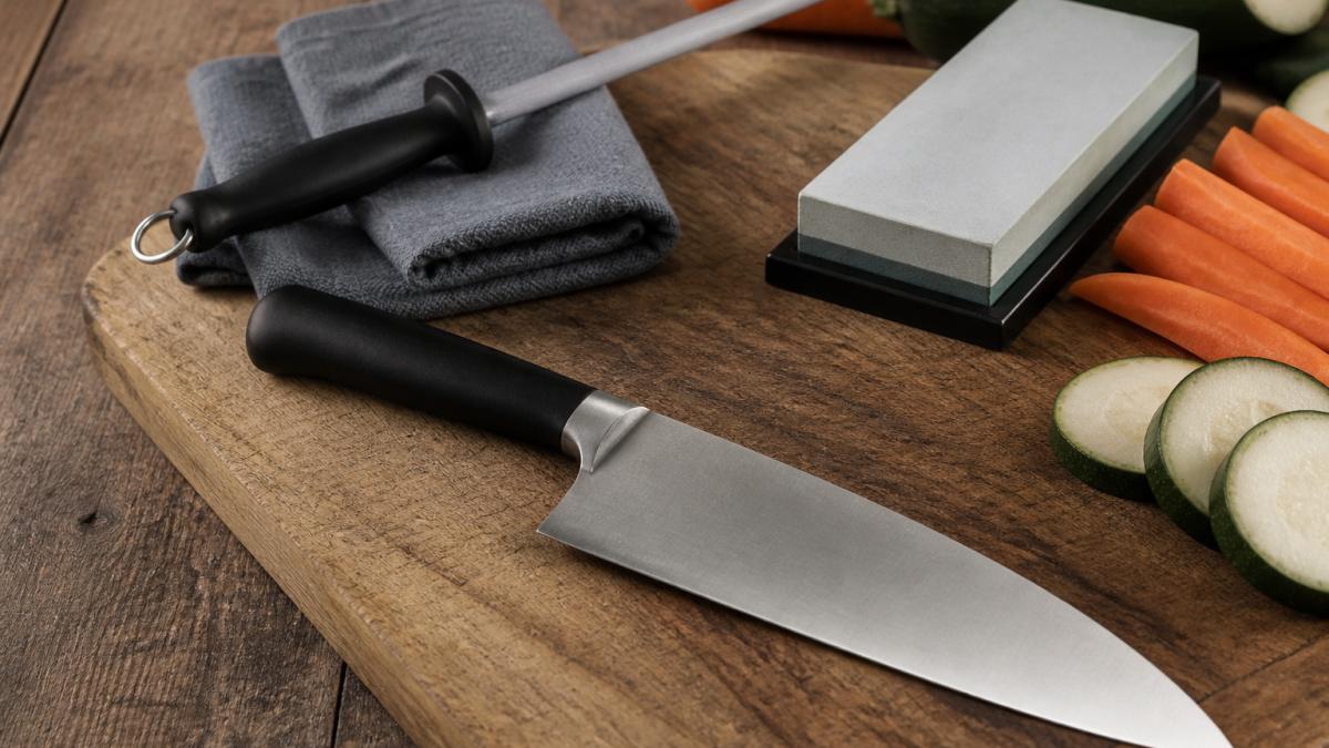 How to Prevent Knife Blade Chipping