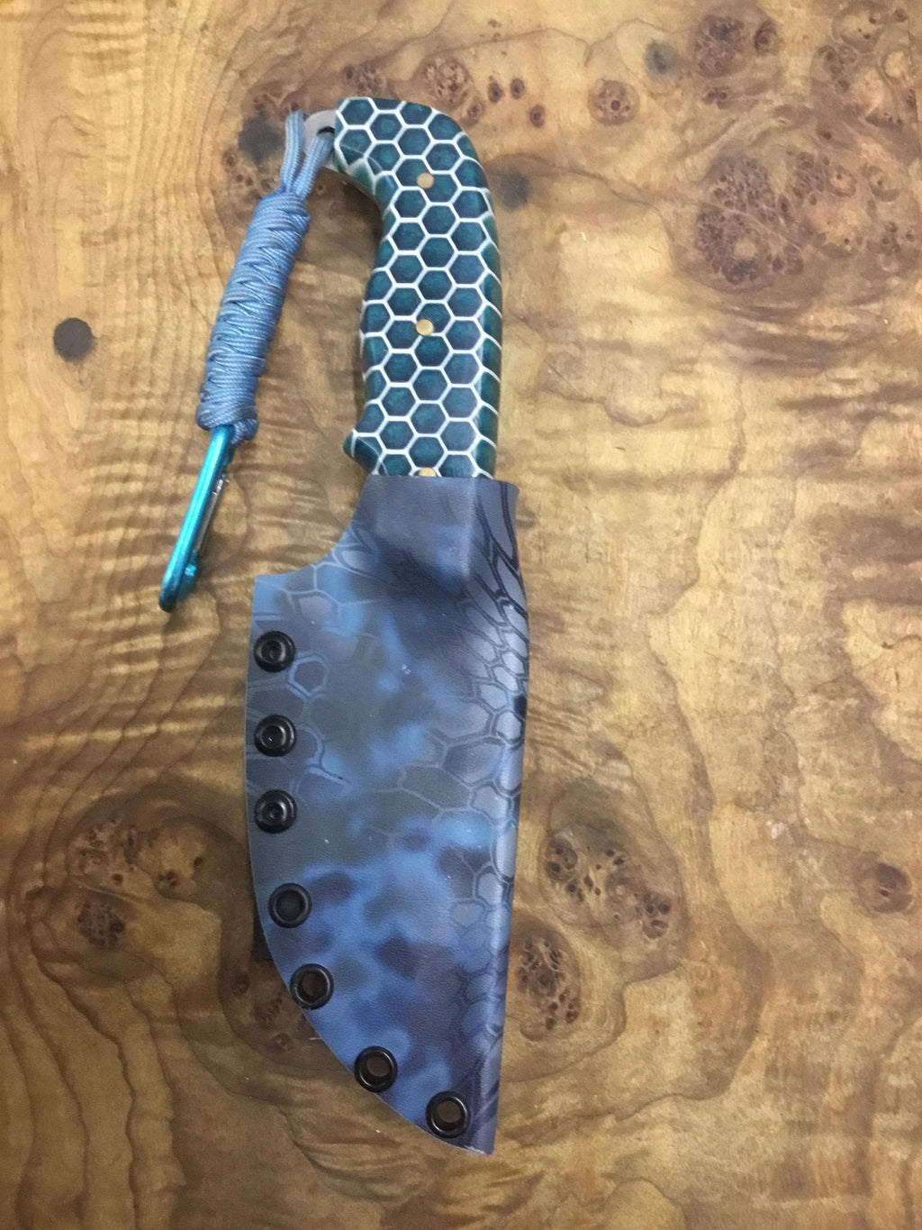 Full tang fix blade Big game hunter