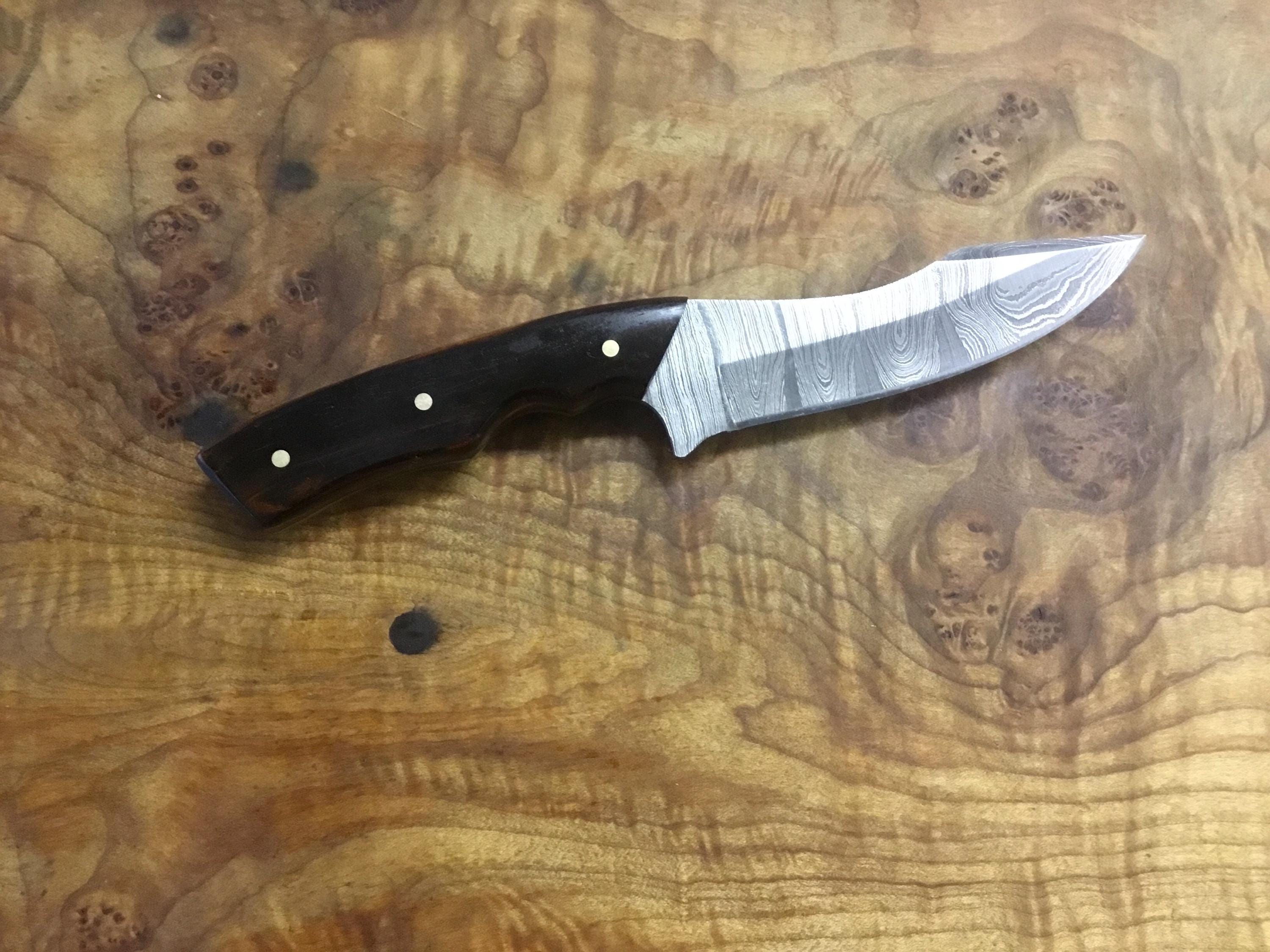 Custom Damascus hunting knives