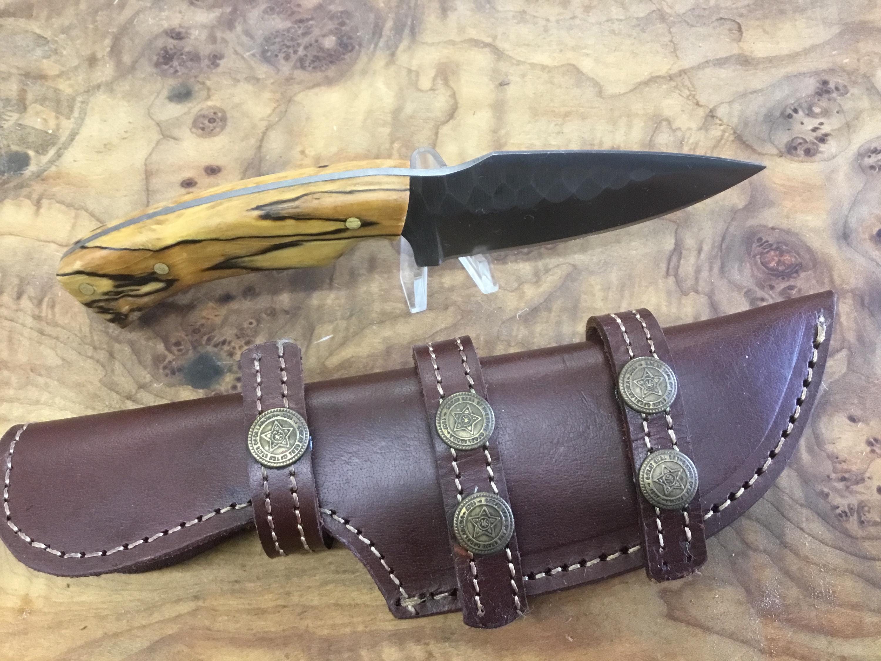 Custom Damascus hunting knives