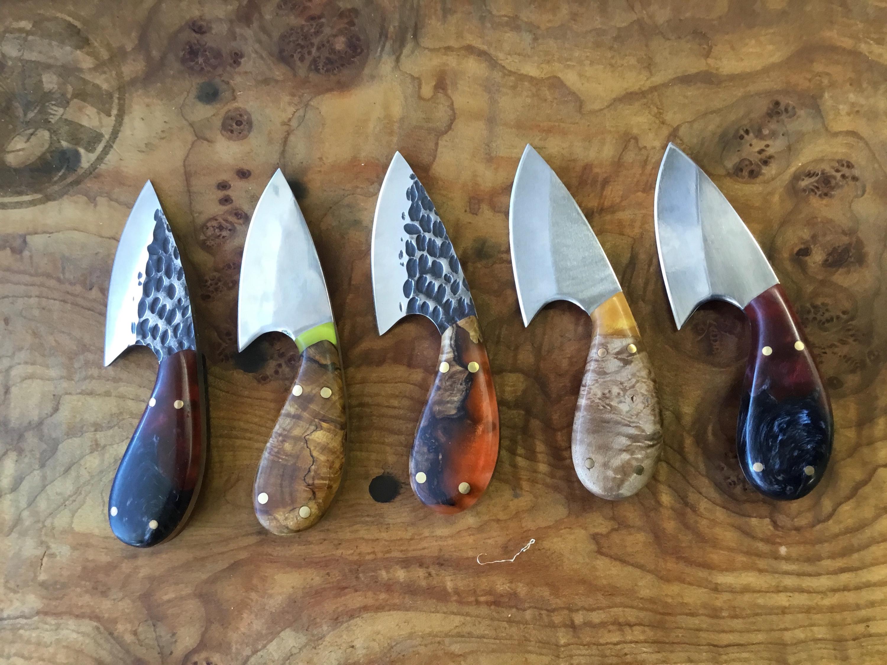 The Elk skinner