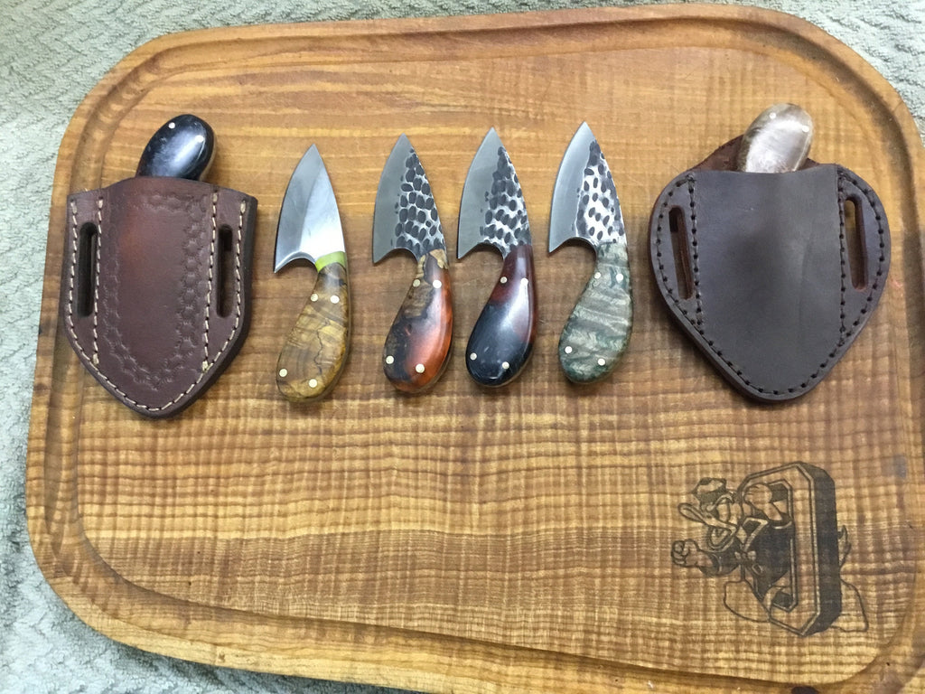 The Elk skinner