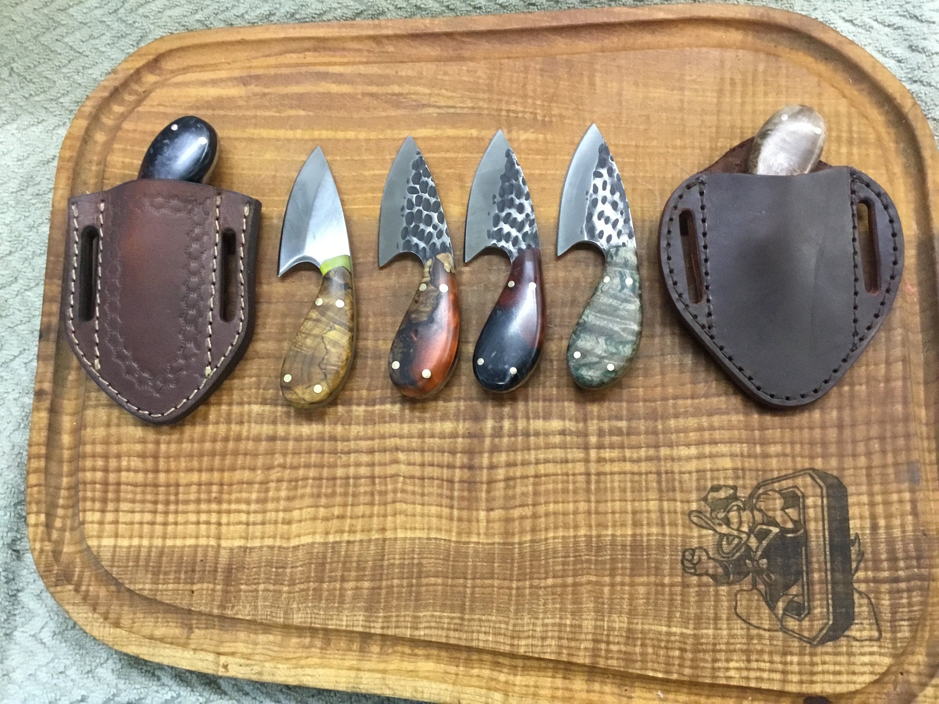 The Elk skinner