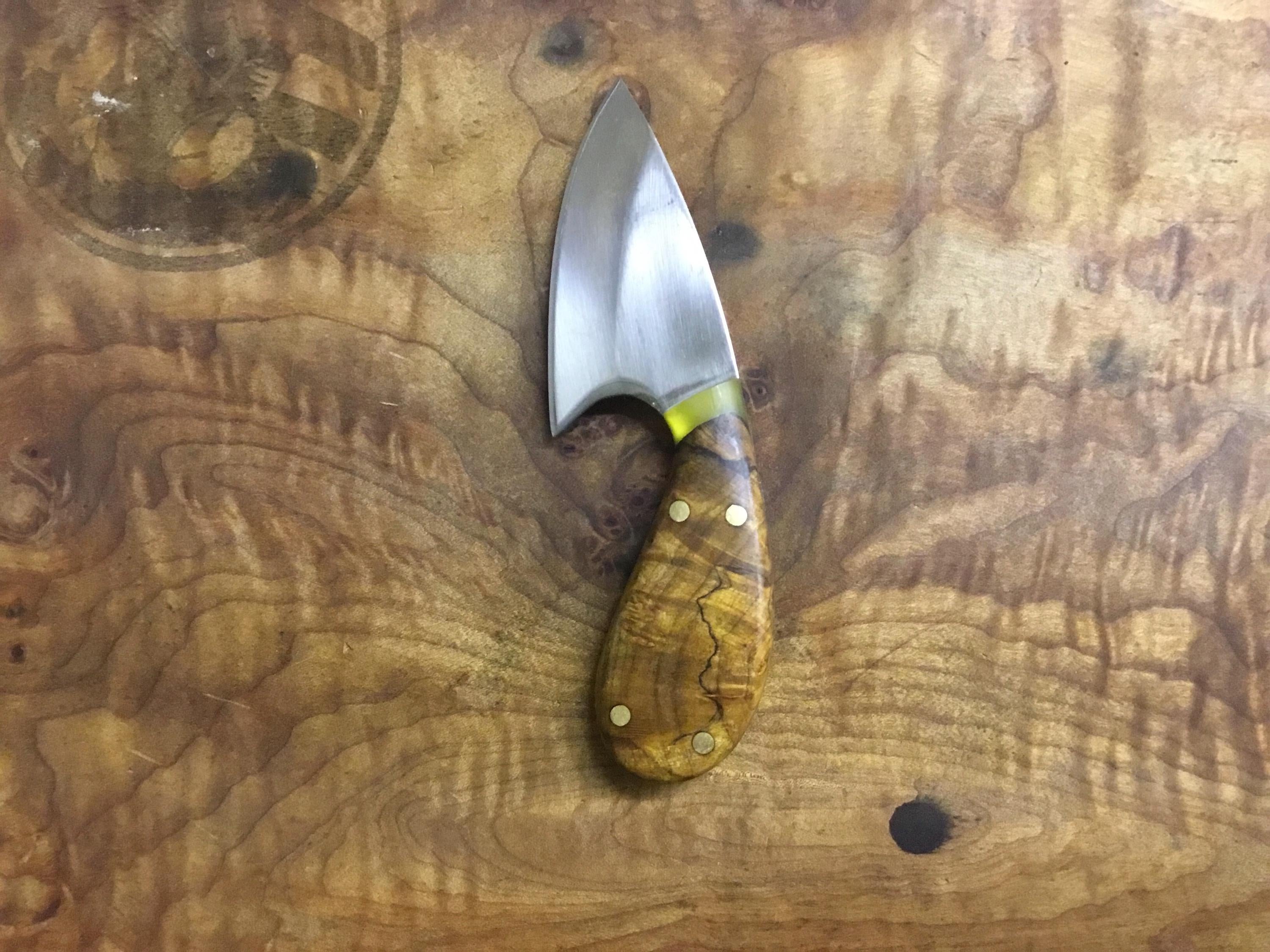 The Elk skinner